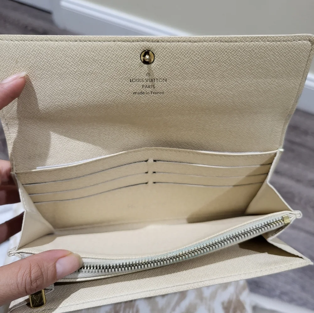 Louis Vuitton Wallet (Limited Time Offer)